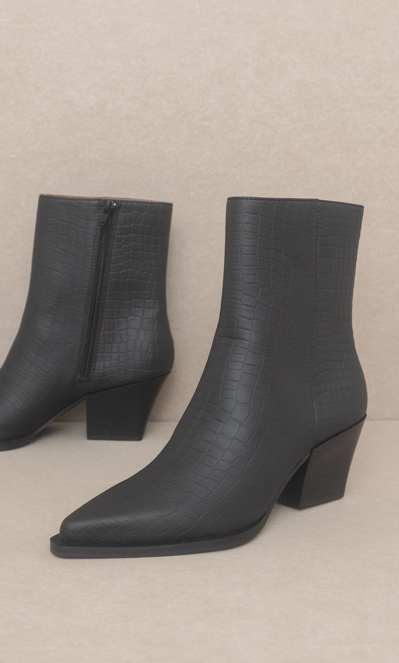 Miley Alligator Booties