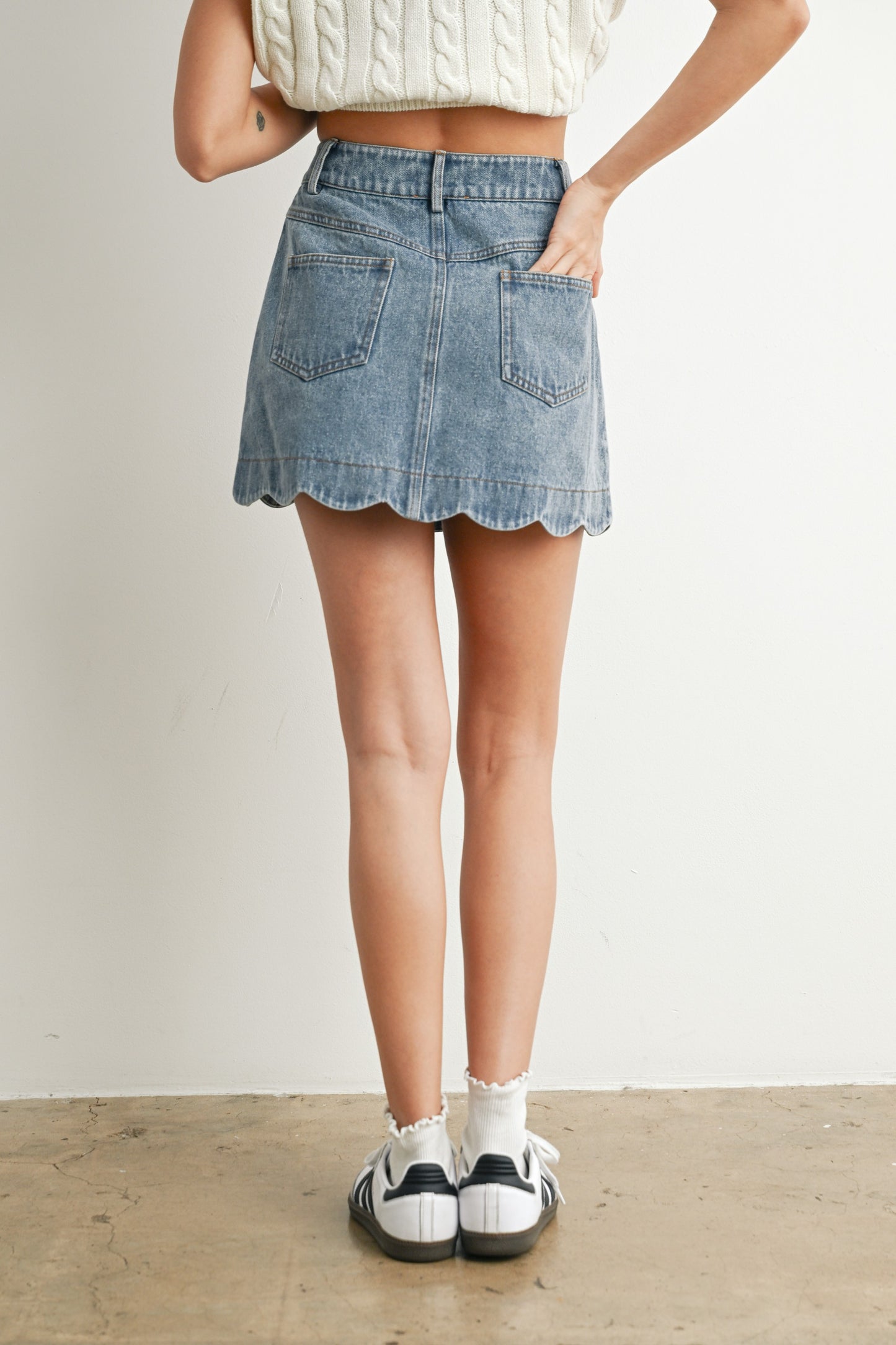 Buttoned Denim Scallop Skirt