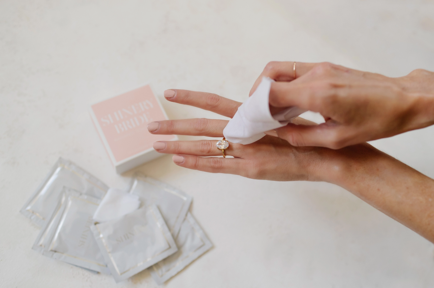 Luxury Radiance Towelettes - Bridal Collection
