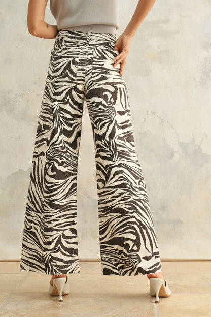Zebra Stretch Pants