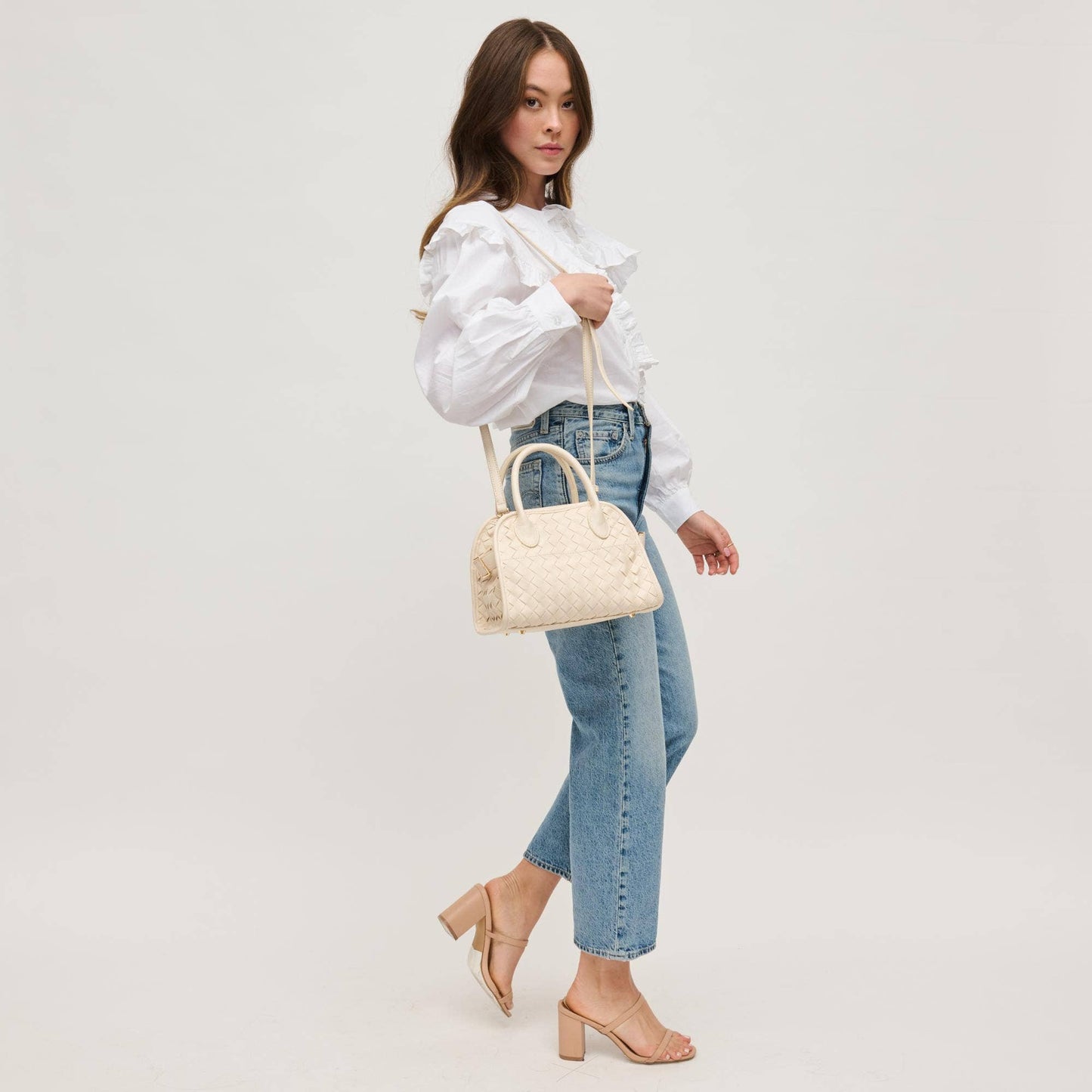 Kristie Woven Crossbody: Chocolate