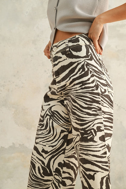 Zebra Stretch Pants