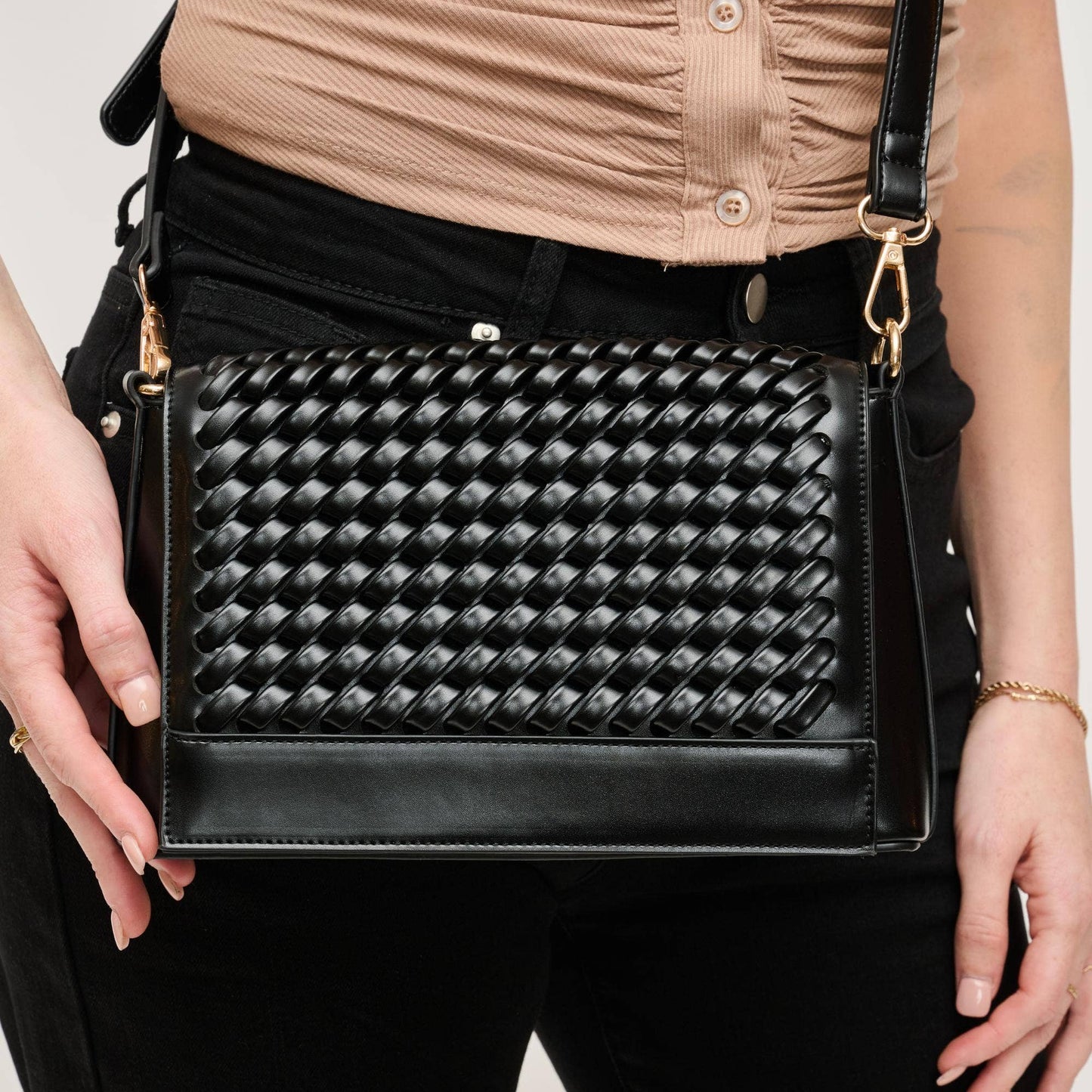 Nina Crossbody: Black