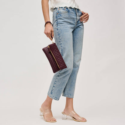 Aria Woven Wristlet Clutch: Merlot