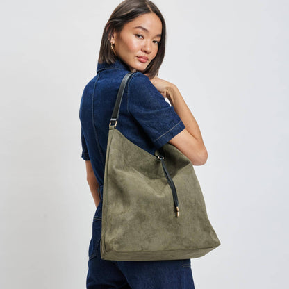 Felicity Hobo